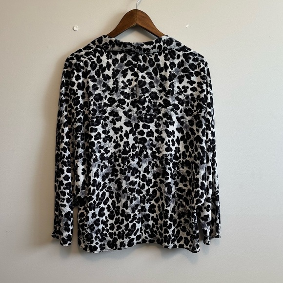 NWT Zara Leopard Print Flowy Dolman Sleeve Silky Blouse Shirt Top Black White - Picture 7 of 12